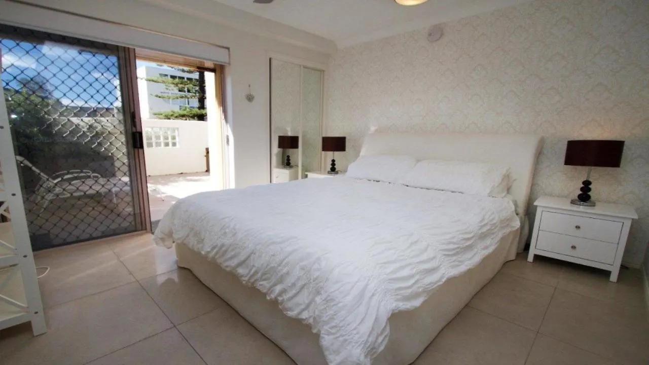 Pandanus Shores Unit 2 Kings Beach Qld Caloundra